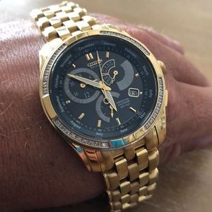 Eco-drive Citizen (Real diamonds). CHARGED BY SUN!